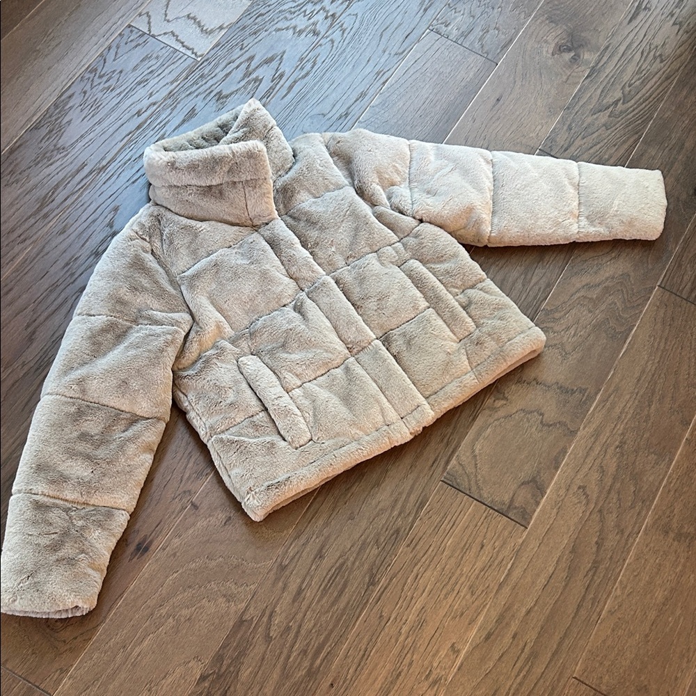 Abercrombie and Fitch fur mini puffer